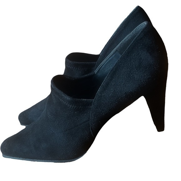 Stuart Weitzman Square Toe Black Suede Block Heel - Picture 2 of 7